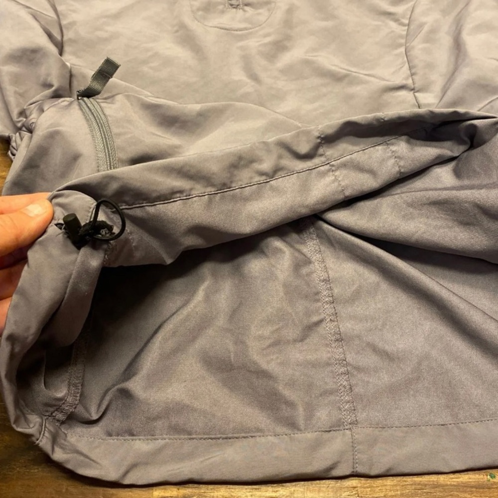 Nike jacket - Picture 6 of 6
